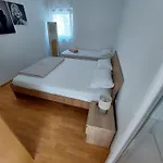 Viki Appartement *